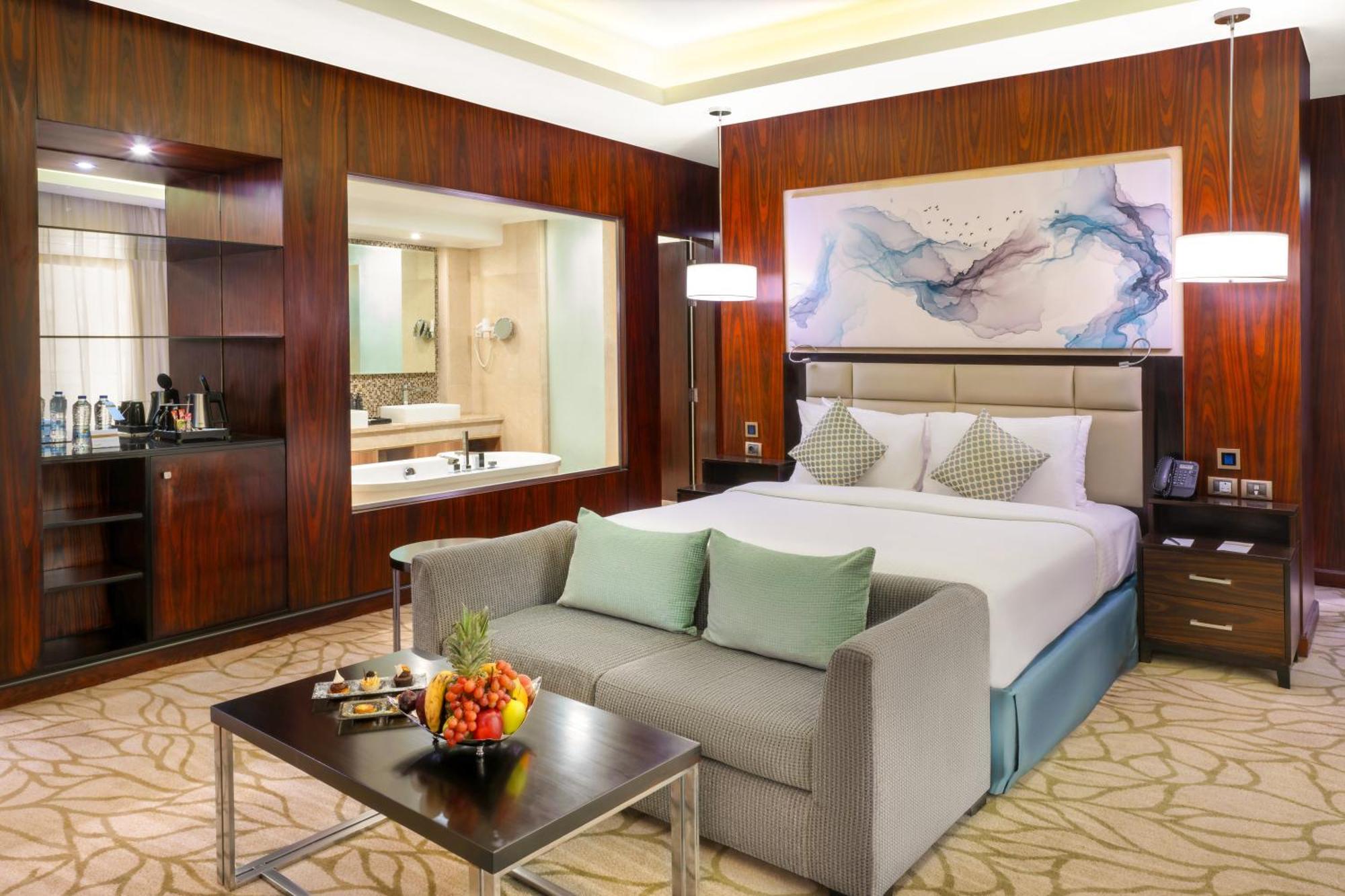 Triumph Luxury Hotel Kairo Exterior foto A suite at the hotel